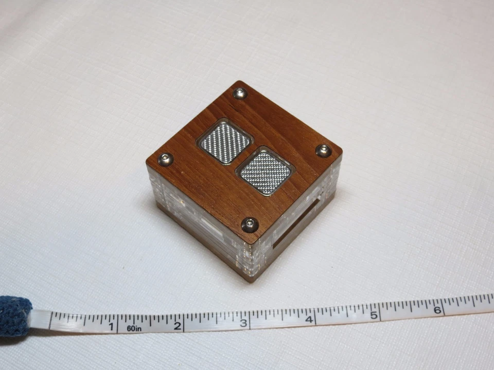 NAHE & and CO. company RARO Gemelos Gemelos Cubo Capas Acrílico Estuche Cerradura Foto 1 de 4