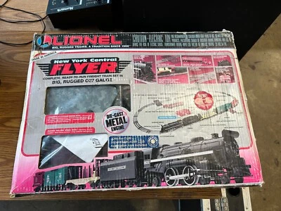 Lionel 6-11735 New York Central Flyer 027 Gauge Train Set  1993 No Track - Image 1 of 4