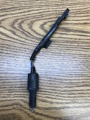 PIEZA INTERRUPTOR FRENO TRASERO KAWASAKI NINJA 650 2013-2016 # 27010-0723 Foto 1 de 4