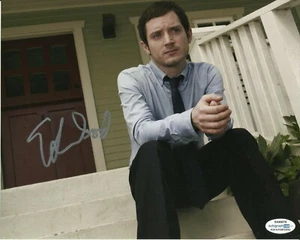 ELIJAH WOOD SIGNED PHOTO  (10) ALSO ACOA CERTIFIED - Picture 1 of 2