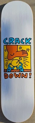 Keith Haring Crack Down tabla de skate arte pop graffiti calle arte de Nueva York Foto 1 de 4