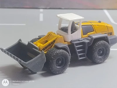Siku Super Serie 1477 Liebherr Radlader 576 gelb / weiß / grau, Zustand sehr gut - Bild 1 von 4