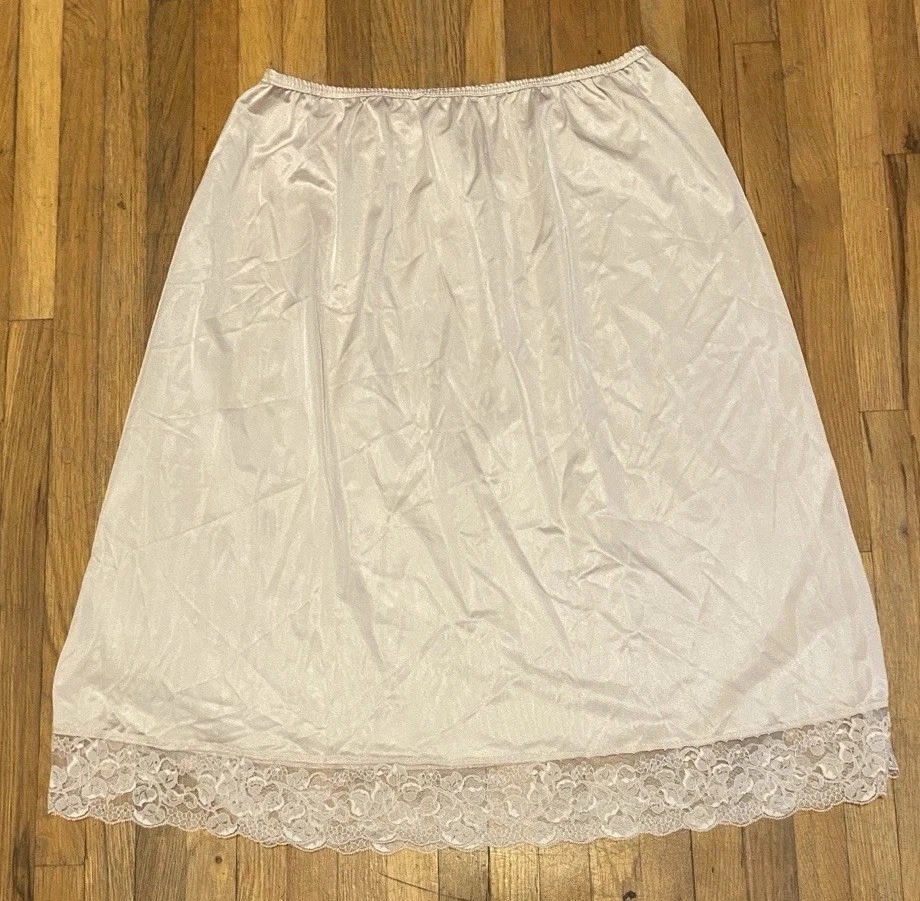 Henson Kickernick Vintage Womens Half Slip Cream With Lace Trim Size Large - Image 1 of 4