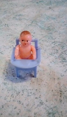 Silla para orinal bebé RENWAL con bandeja muebles para casa de muñecas con plástico para bebé Foto 1 de 4