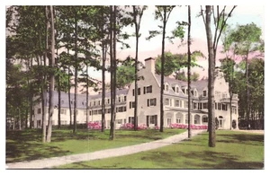 Hand Colored The Nittany Lion Inn, State College, Pennsylvania Postcard - Picture 1 of 2