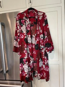 New Jennifer Lopez Women’s Sz XL Open Front Cardigan Robe Red Floral - Picture 1 of 10