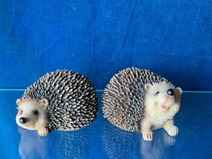 Vintage Primitive HEDGEHOG Porcupine LOVE Dolls Figurines UNIQUE Set of 2 ❤️m9 - Picture 1 of 7