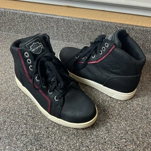 Harley-Davidson Damen 7 Vardon Schwarz Leder Wasserdicht Reiten Sneaker D87165 - Bild 1 von 11