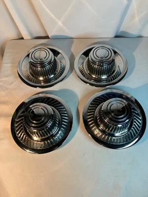 CHEVROLET CAMARO, CHEVELLE, CORVETTE, NOVA WHEEL CENTER CAP SET CF85-02 #2G-3 - Image 1 of 4