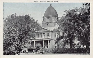 Court House Cars Olivia Minnesota 1930s linen postcard - Picture 1 of 2