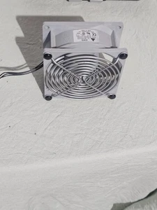 Apple Power Mac G5 A1047 Server DC12V 0.62A Brushless Cooling Fan EFB0812HHE - Picture 1 of 2