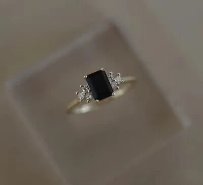 Anillo de compromiso vintage de ónix negro corte esmeralda anillo de plata de ley maciza Foto 1 de 4