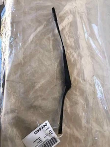 2009 - 2013 MERCEDES BENZ C-CLASS C300 Windshield Wiper Arm Driver Left LH OEM - Picture 1 of 17
