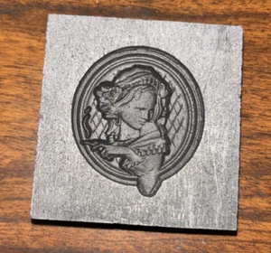Molde de grafito lingote 3D - Silueta de mujer fumando - Imagen 1 de 6
