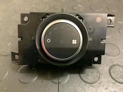 LAND ROVER DISCOVERY SPORT L550 AIR FLOW PANEL FK72-2D270-AC - Image 1 of 3