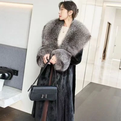 Women's Autumn Winter Warm New Mink Fur Coat Collar Luxurious Faux Fur Coat - Image 1 of 4