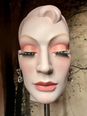 Maniquí Cabeza Femenina Semi Realista De Colección Años 80 Arte Rareza Estilizado RARO Pucci Foto 1 de 4