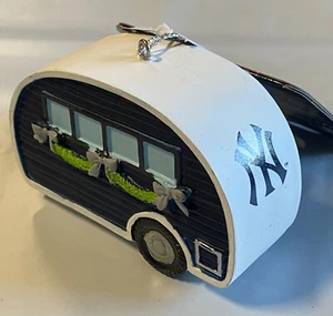 New York Yankees Camper Trailer Ornament Christmas Tree Holiday NEW - FREE SHIP - Picture 1 of 4