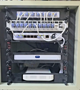 Montaje en rack de 10" para llave UniFi AI - Imagen 1 de 1