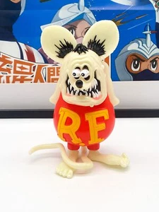 RAT FINK Tetsurod Dune Sofubi Glow in the dark - Photo 1/10