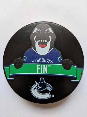 VANCOUVER CANUCKS Official MASCOT Souvenir Hockey Puck  "FIN" Cover