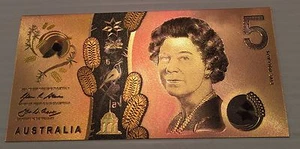 NEW AUSTRALIAN $5.00 24 K 999.0 GOLD FOIL COLOURED BANK NOTE. - Picture 1 of 4