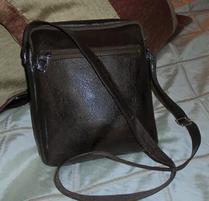 MOOCHIES BRAUN LEDER SCHULTERTASCHE CROSSBODY BAG MESSENGER BAG FÜR HERREN ODER DAMEN - Bild 1 von 14