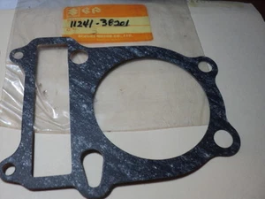 1982-83 SUZUKI SP250 GN250 BASE GASKET NOS OEM P/N 11241-38201 11241-38202 - Picture 1 of 2