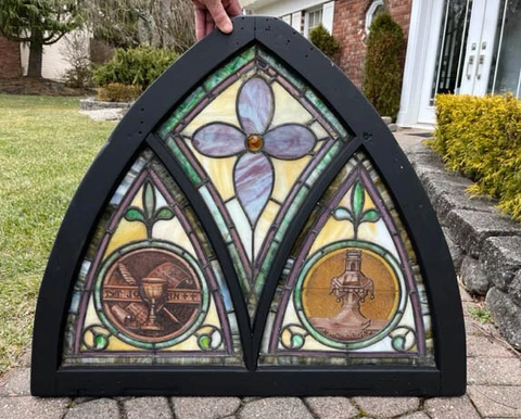 ANTIQUE CHURCH STAINED GLASS WINDOW **B** ARCHED FRAME Cover