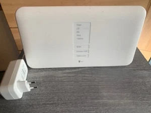 Telekom Speedport Hybrid LTE 1300 Mbps 4-Port Wi-Fi Wlan DSL Router Modem - Bild 1 von 1