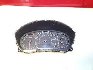 2007 - 2013 SUZUKI SX4 INSTRUMENT SPPEDOMETER CLUSTER GAUGES OEM - Picture 1 of 7