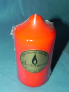Vela de pilar, rojo sólido, 3" x 6" de alto, tiempo de combustión aprox. 90 hrs., NUEVO - Imagen 1 de 4