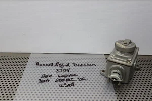 Russellstoll 3754 Steckdose 20A 600VAC 30A 250VAC. DC. Mit Body gebraucht - Bild 1 von 15