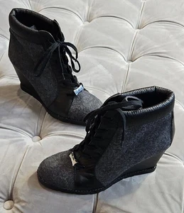 Kate Spade Gray Black Leather LaceUp Wedge Heels Ankle Booties Womens Shoes 8.5 - Picture 1 of 15