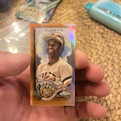 2022 Topps Allen & Ginter Chrome Roberto Clemente #54 Mini Orange Refractor /25 - Image 1 of 3