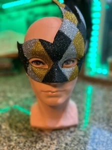 Mascarada Ball Veneciano Mardi Gras Plástico Brillo Negro Plata Dorado Máscara de Ojos - Imagen 1 de 4