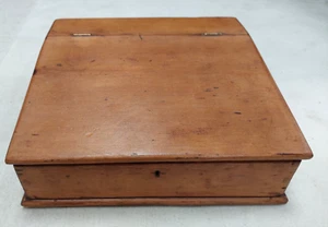 Vintage kleines Rednerpult, rustikaler Kiefer Schreibkasten, tragbare Schräge, Innenschublade - Bild 1 von 12