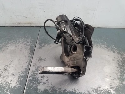 Porsche 981 Cayman GT4 2016 buje de cojinete de rueda trasera derecha - daños #1352 V9 Foto 1 de 4