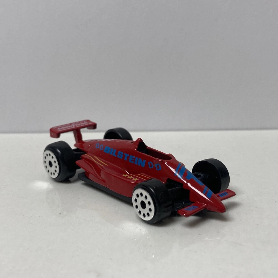 罕见 1/64 比例红色 Zee 雪佛兰 Indy Racer 赛车 D111 全新散装 — 第 1/4 张图片