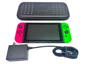 Nintendo Switch Bundle with LOTS of GAMES - Picture 1 of 7