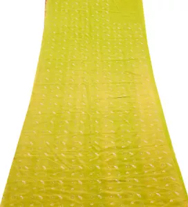 Sushila Vintage Green Sari Remnant Scrap 100%Pure Crepe Embroidered Craft Fabric - Picture 1 of 6