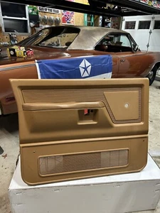 1981-1993 Dodge Truck Door Panel Left Drivers Side Manual D150 W150 OEM Mopar - Picture 1 of 9