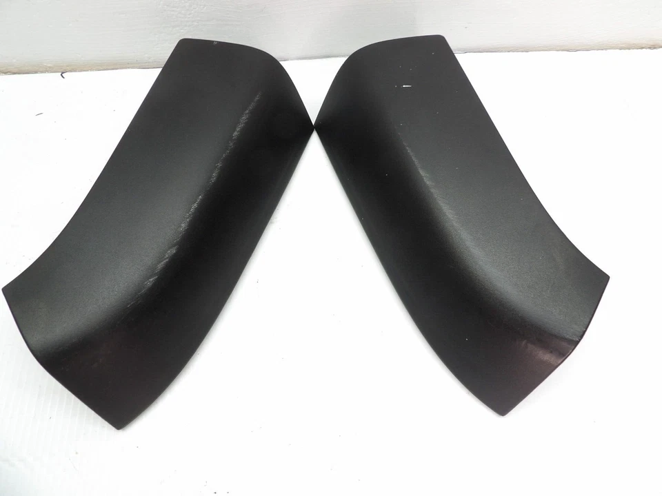 Par de molduras traseras panel pilar D Chevy Express Van 2003 2018 GMC Savana OEM E69 Foto 1 de 4