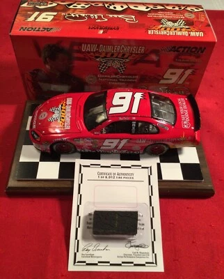 NASCAR - BILL ELLIOTT #91 Daimler Chrysler-UAW 400 / 2004 DODGE Intrepid - Image 1 of 4