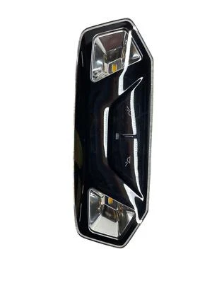 2023 2024 BMW X1 XDRIVE28I U11 REAR INTERIOR DOME MAP READING LIGHT GLOSS BLACK - Image 1 of 4