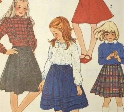 1970s Girls A Line Skirt Flared Tiered Pleated Kilt Simplicity 5673 Size 7 - Image 1 of 3