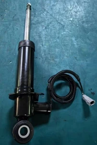 1x Heckstoffdämpfer ELEKTRISCH FÜR VOLVO V70 III 2.0 T4 T5 3.2 D3 D5 PAAR2007-16 - Bild 1 von 1