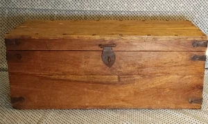 19th c. Wooden Shipping Chest Square Nails - 23x10x10 - Cedar - GORGEOUS BOX - Picture 1 of 14