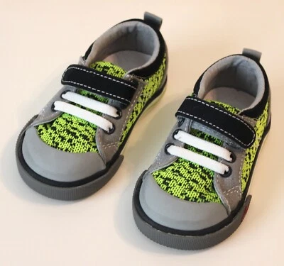Zapatillas deportivas See Kai Run Tanner 5 verde neón tejido gancho lazo niños zapatos Foto 1 de 4