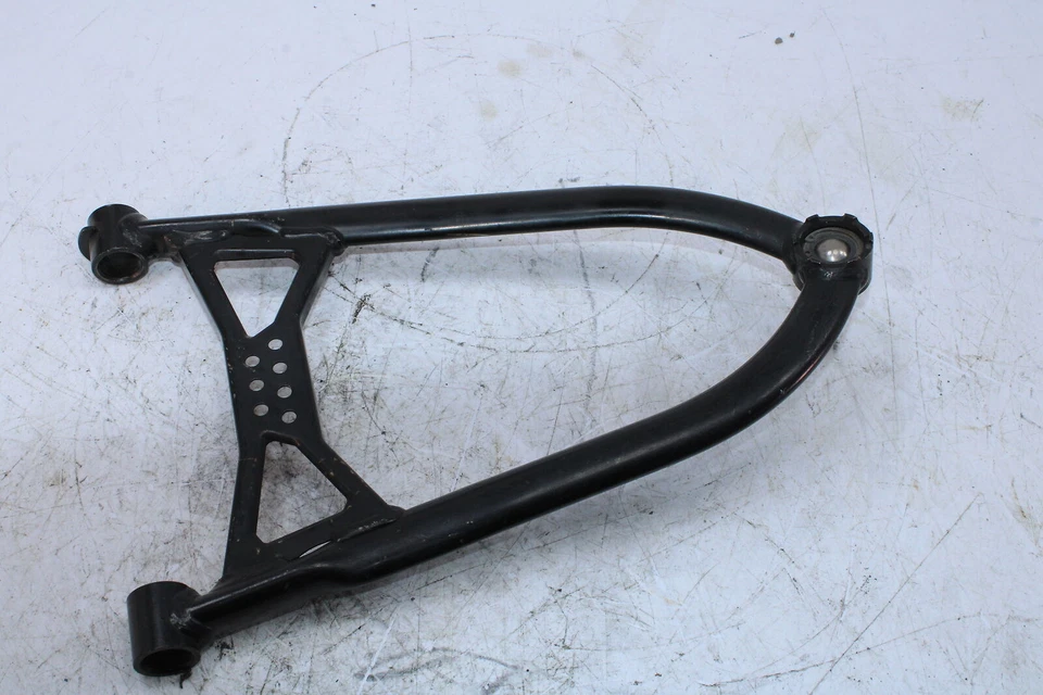 Brazo delantero superior izquierdo 15-20 Ski-doo Renegade 800r Back Country E-tec 505073588 Foto 1 de 4
